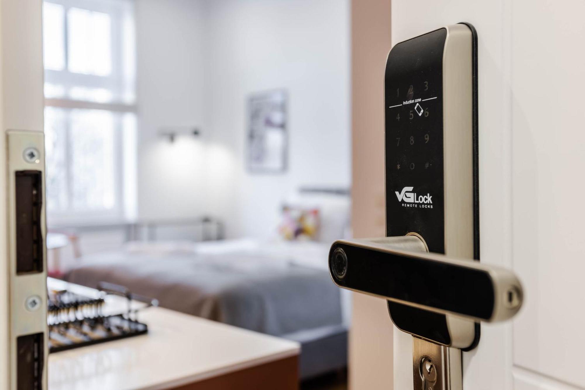 Przytulne I Komfortowe Studia Very Berry W Poznaniu By Noclegi Renters Kültér fotó