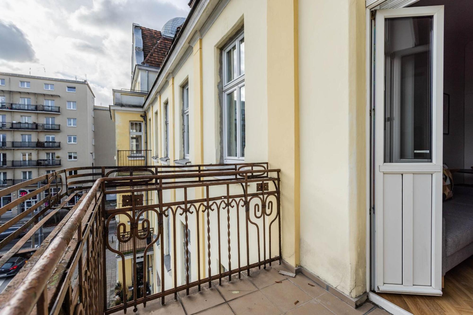 Przytulne I Komfortowe Studia Very Berry W Poznaniu By Noclegi Renters Kültér fotó